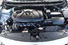 2016 Kia Forte 5-Door EX - Photo 24