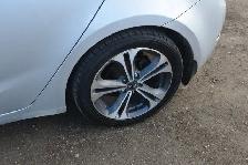 2016 Kia Forte 5-Door EX - Photo 30