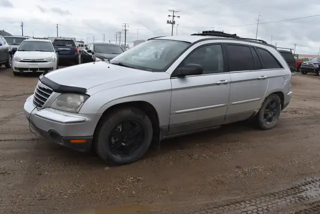 2005 Chrysler Pacifica Touring FWD