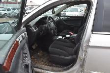 2005 Chrysler Pacifica Touring FWD - Photo 8