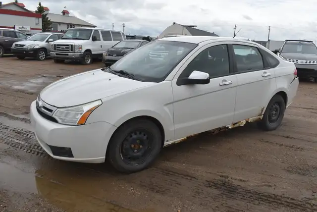 2010 Ford Focus SE Sedan