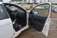 2010 Ford Focus SE Sedan - Photo 21