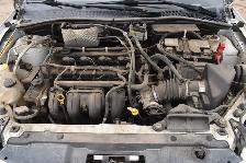 2010 Ford Focus SE Sedan - Photo 23