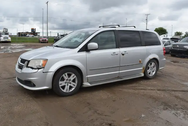 2011 Dodge Grand Caravan Crew