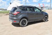 2017 Ford Escape SE 4WD - Photo 3