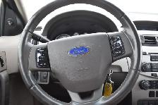 2010 Ford Focus - Photo 11