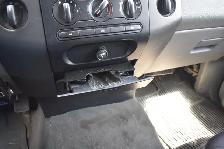 2006 Ford F-150 XLT SuperCrew 4WD - Photo 13