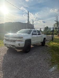 2016 Chevrolet Silverado 1500 LT Z71 - Photo 9