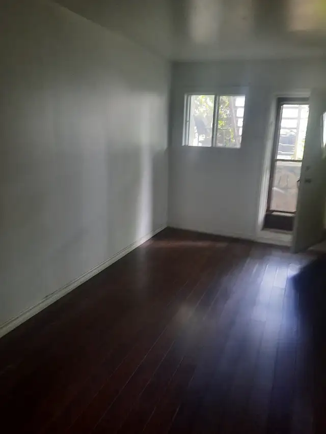 3 1/2 BASEMENT APARTMENT FOR RENT