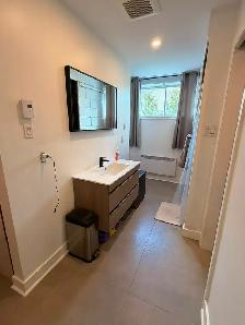 Logement sur 2 étages dans une maison à louer - Rénové en 2021 - Photo 12