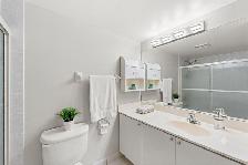 LARGE BEAUTY CONDO FOR RENT VAUGHAN(Bathurst & Steeles) - Photo 9