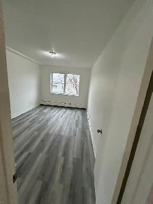 4 1/2 Apt LIBRE   Visite VENDREDI entre 11:00 et 3:00 - Photo 7