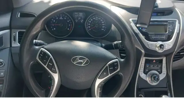 Hyandai Elantra