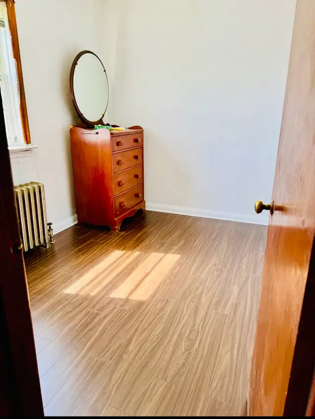 One Bedroom Apartment in Brownsline Area