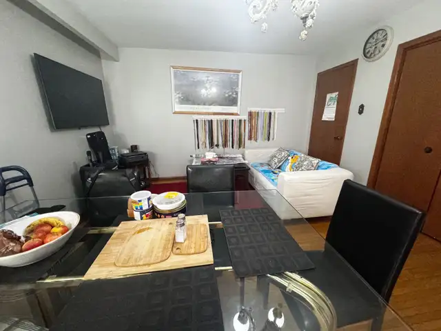 Spacious Room for Rent
