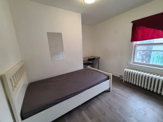 Bloor, Christie @ Ossington TTC, Room 2nd Flr Rent - 2Min to TTC