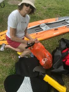 KAYAK GONFLABLE DE QUALITÉ  2 PLACES INCLUANT LES PAGAIES