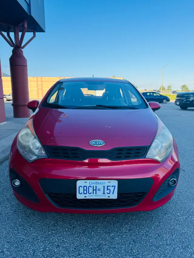 2013 Kia Rio Sport Manual ( LOW KM )