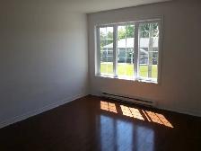 Beau grand 4 et 1/2 style condo - Photo 7
