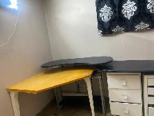 Male only guest room $450 near polo park & u of W July 1st - Photo 3