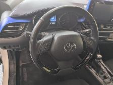 2022 Toyota C-HR XLE PREMIUM, - Photo 12
