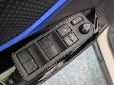 2022 Toyota C-HR XLE PREMIUM, - Photo 13