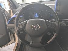 2022 Toyota C-HR XLE PREMIUM, - Photo 14