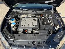 2012 VW passat TDI CLEAN safetied - Photo 7