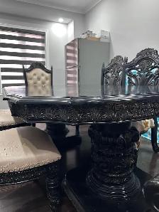 Elegant Solid Wood Dining Table Set – Good Quality – Brampton - Photo 3
