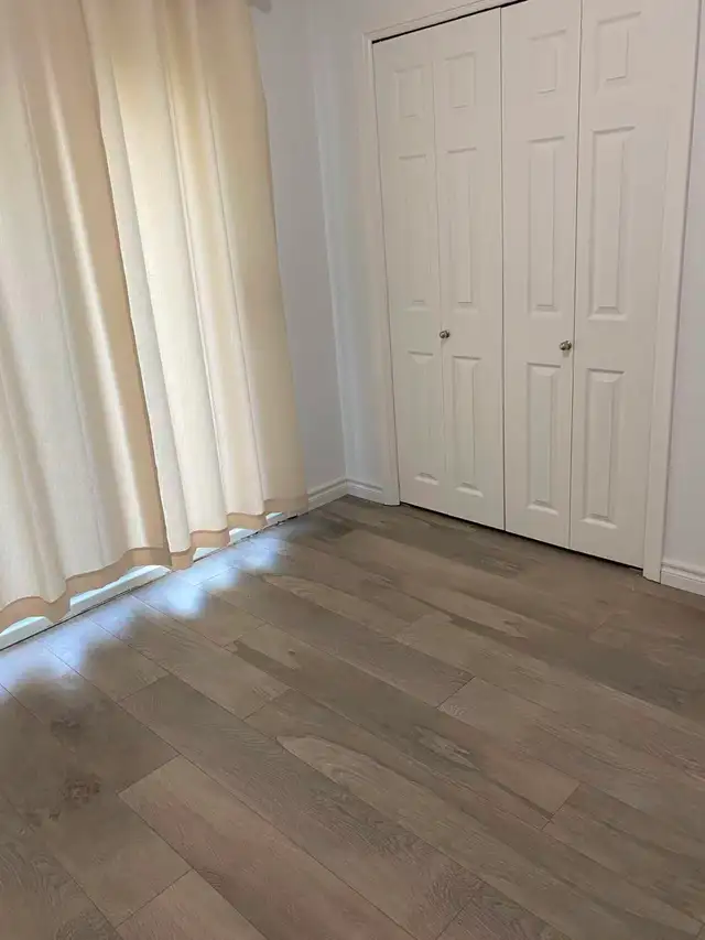 Three Rooms Ground Floor Unit for Rent in Burlington