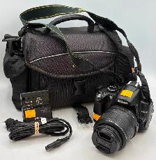 Nikon 12.3mg d5000 DSLR Camera Complete in Bag with Lens