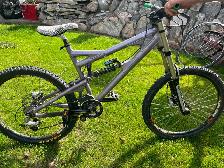 Santa Cruz single track bicycle