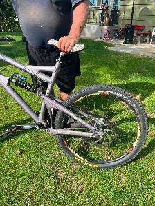 Santa Cruz single track bicycle - Photo 3