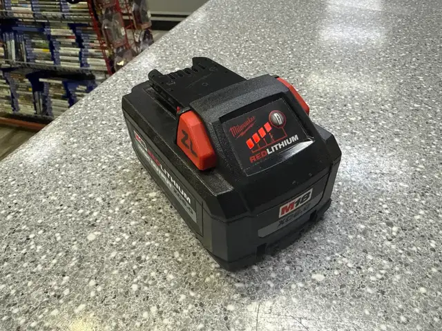 Milwaukee 18V 6AH CX Battery