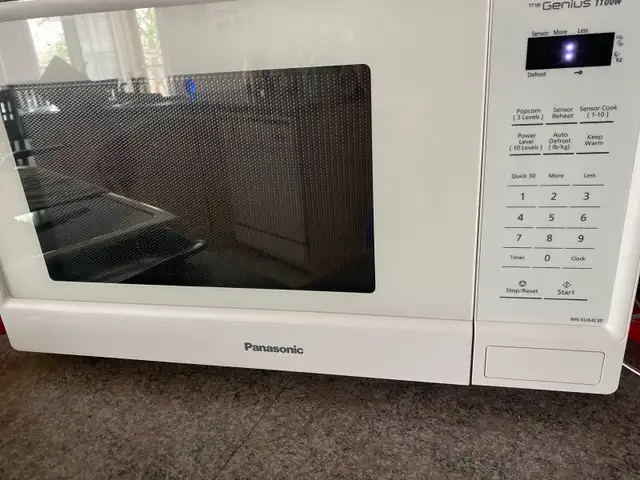 Panasonic 1100W Microwave Oven