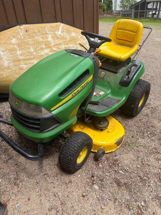 John Deere L120