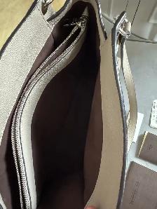 Louis Vuitton handbag  authentic with papers - Photo 5