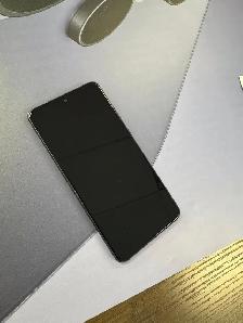Galaxy S21 FR - 128GB - for $280 - Photo 3