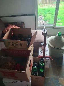 Complete Wine Making Kit – Bottles, Corker, Demijohn, etc. - Photo 2
