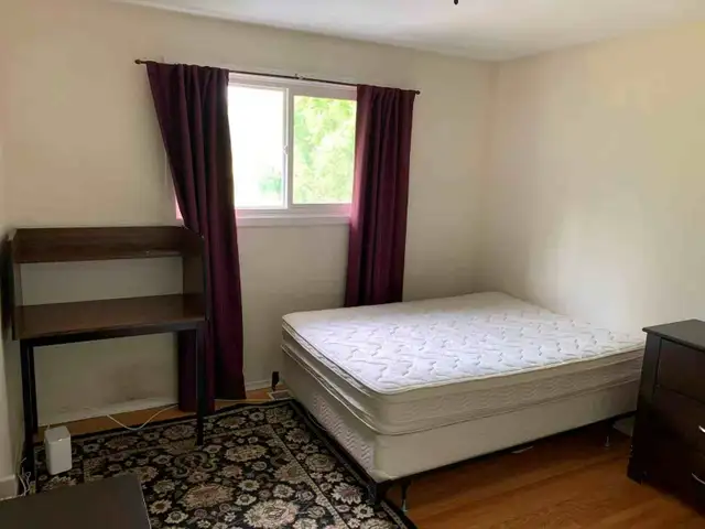 Rooms for rent to students