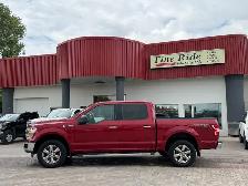 2018 Ford F-150 XLT Super Crew 4X4 ONE OWNER TRUCK! - Photo 2