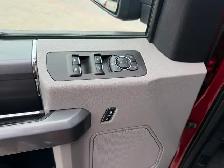 2018 Ford F-150 XLT Super Crew 4X4 ONE OWNER TRUCK! - Photo 7
