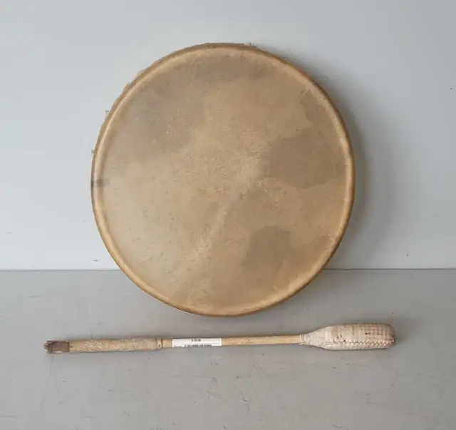 12' Steer Hide Hand Drum W/Drumstick (32075121)