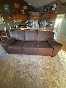 Couch and chair - Photo 2