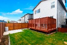 Turnkey, 2024 build, rare 3 storey with west loft, basement - Photo 4