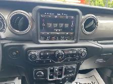 2018 Jeep Wrangler Unlimited Sahara with NAVIGATION! - Photo 11