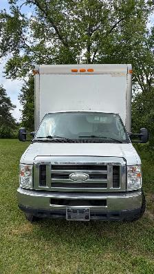 2014 Ford Econoline Commercial Cutaway E450
