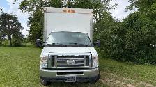 2014 Ford Econoline Commercial Cutaway E450 - Photo 2