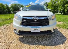 2015 Toyota Highlander XLE 4WD /NAV/HEATED SEATS/LOW KM! - Photo 5