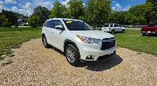 2015 Toyota Highlander XLE 4WD /NAV/HEATED SEATS/LOW KM! - Photo 8
